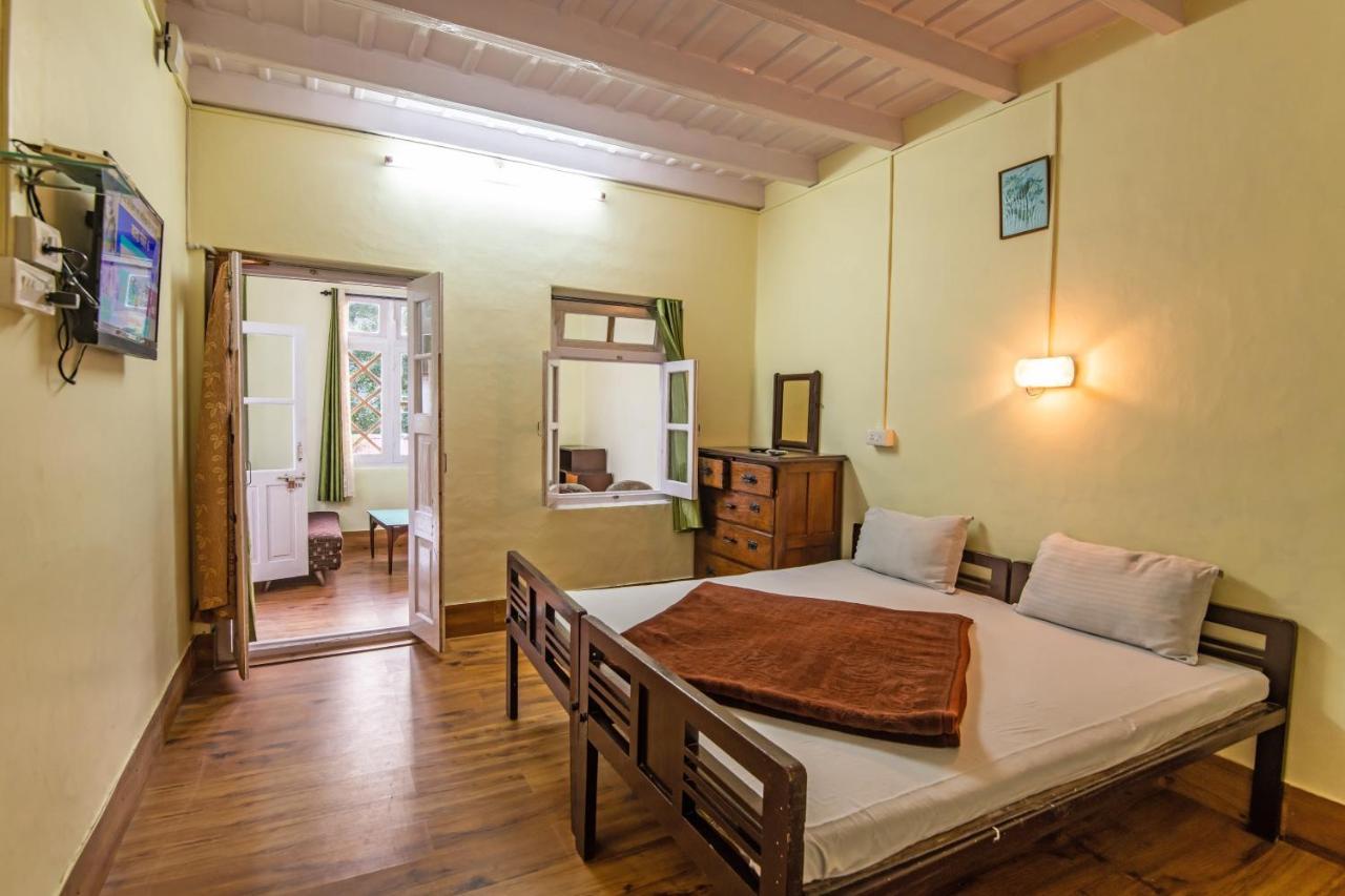 India Hotel - Lake View - Mall Road נייניטל מראה חיצוני תמונה