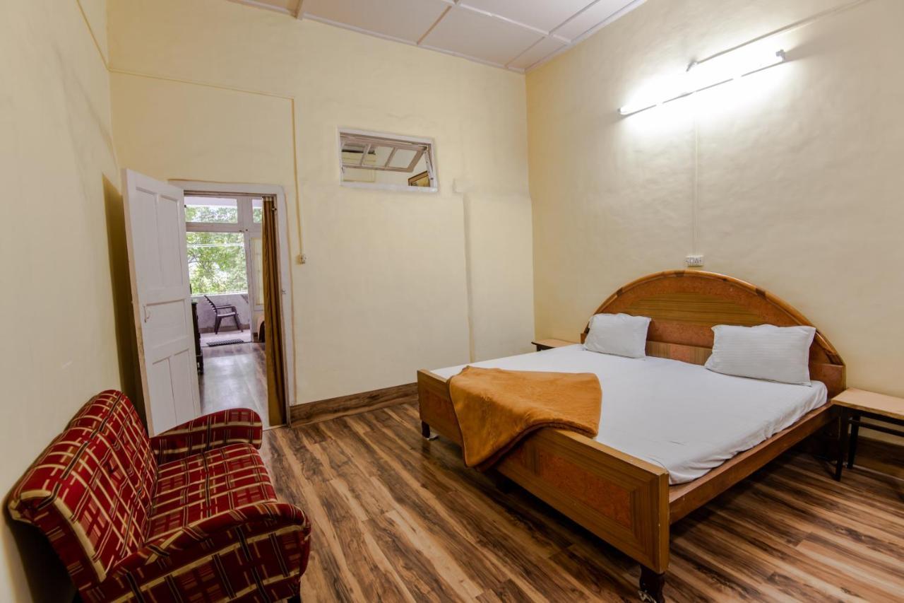 India Hotel - Lake View - Mall Road נייניטל מראה חיצוני תמונה
