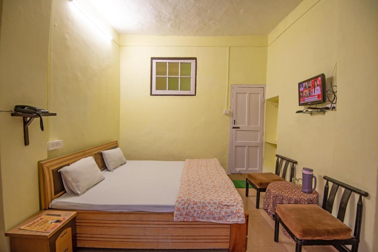 India Hotel - Lake View - Mall Road נייניטל מראה חיצוני תמונה